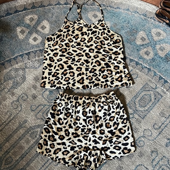Forever 21 Other - Forever 21 Leopard Print Pajama Set